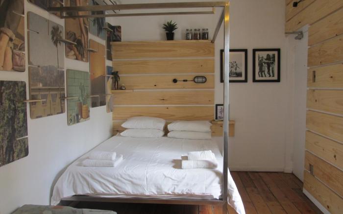 Daddy Long Legs Art Hotel