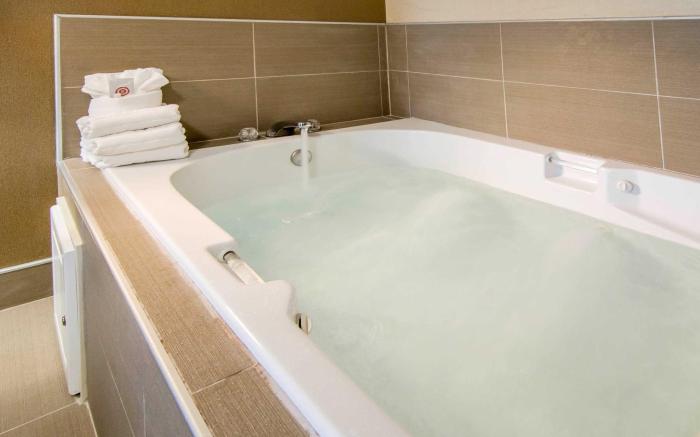 Comfort Suites Linn County Fairground and Expo