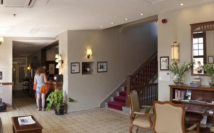 The Colony Hotel