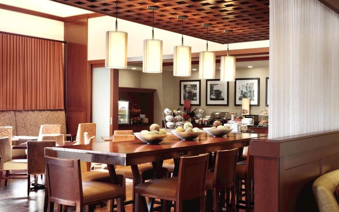 Hampton Inn & Suites Mystic