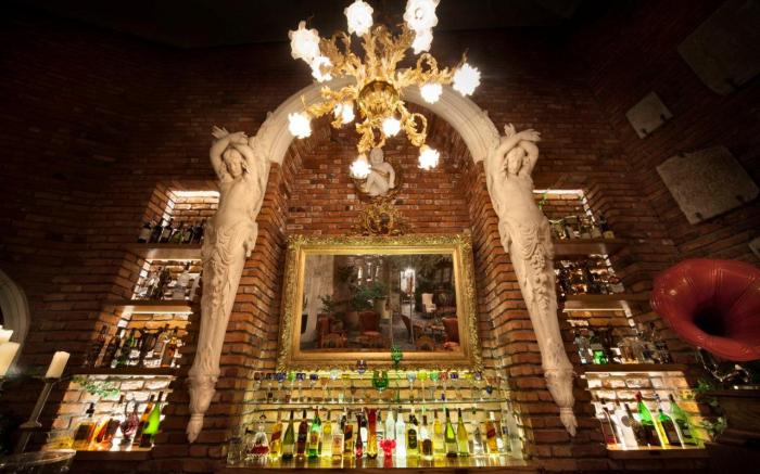 Sacred House Hotel
