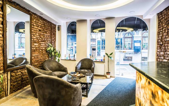 Lazz City Hotel