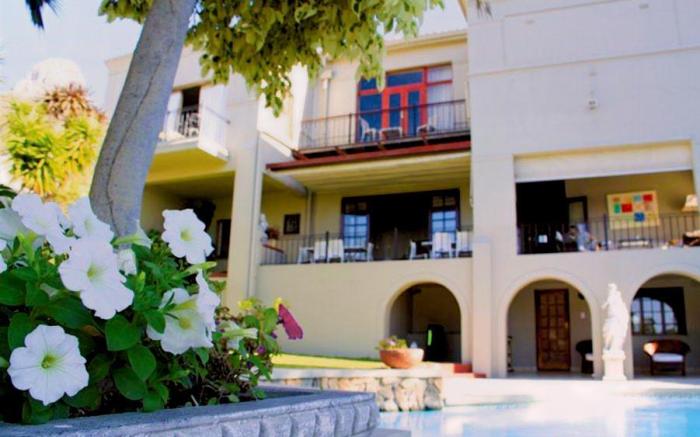 The Clarendon Fresnaye Hotel