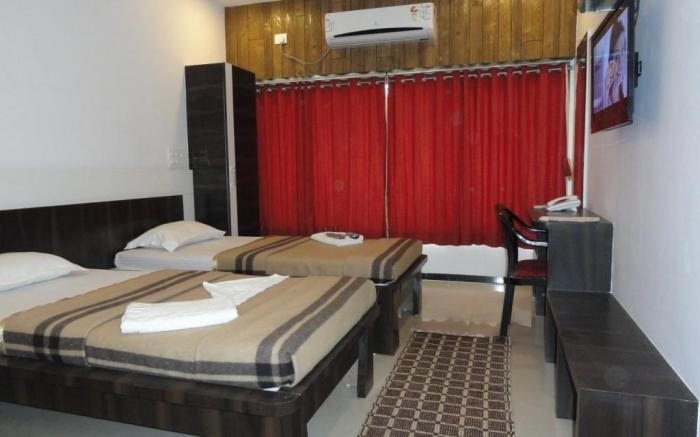 Hotel Raj