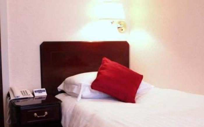 Mackays Hotel