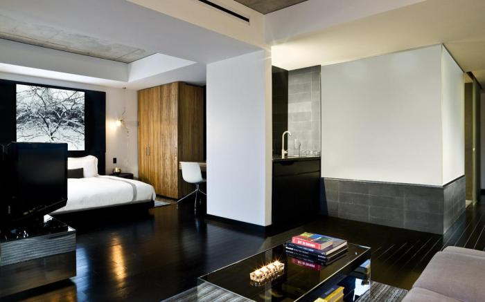 Sixty Les Hotel