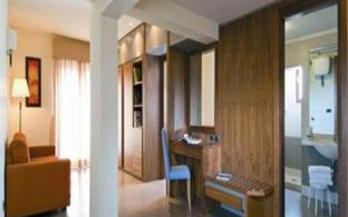 Suites & Residence Hotel