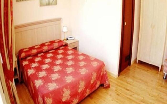 Hotel Arco Di Travertino