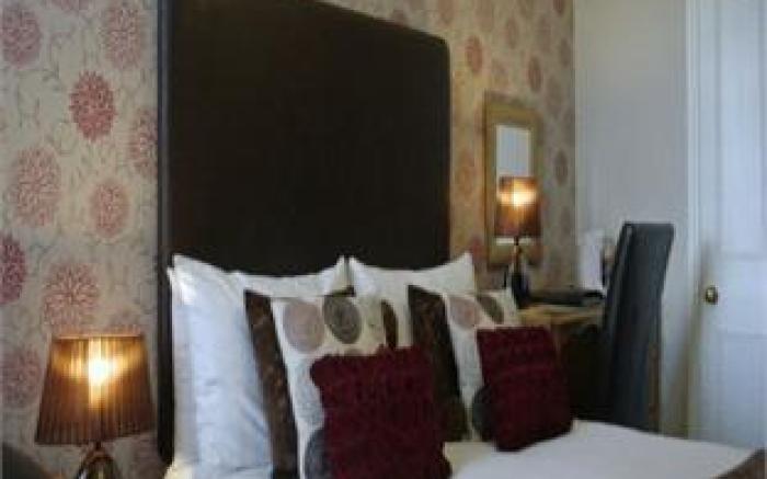 Montfort Cottage Guest House