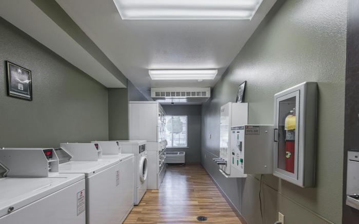 HomeTowne Studios Columbus