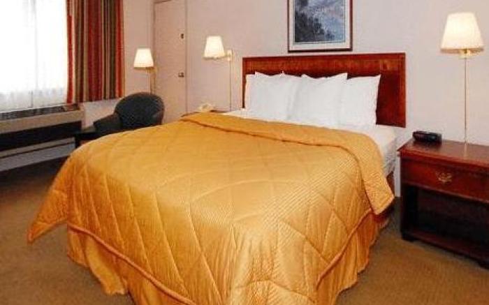 Comfort Inn & Suites Seattle North