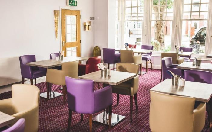 Queensgate Hotel