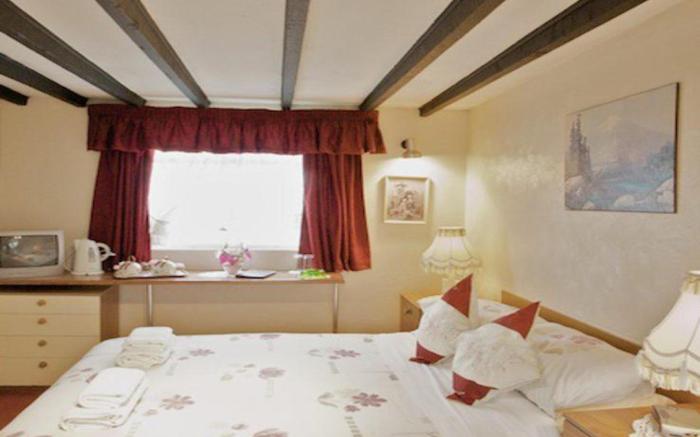 Fjaerland Hotel