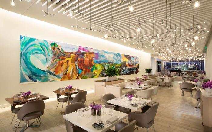HALL Arts Hotel Dallas, Curio Collection by Hilton