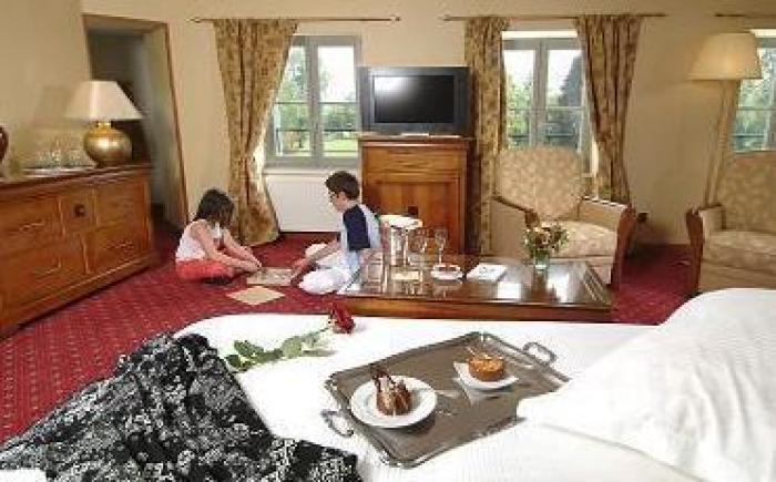 Chateau des Monthairons Hotel Restaurant GastroMaison Spa privatif