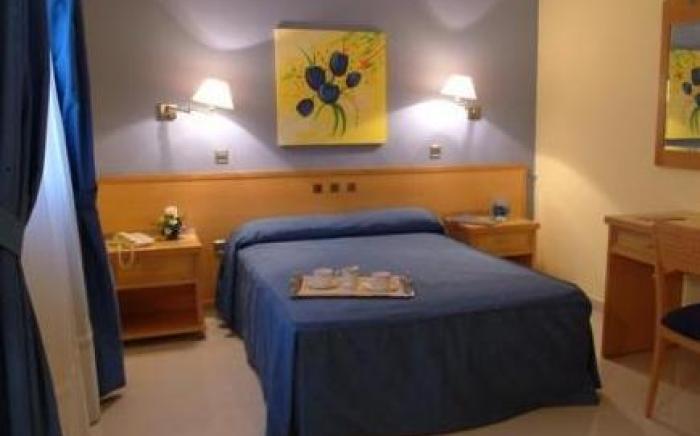 Hotel Complejo Paris