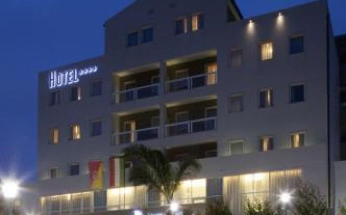 Hotel Torre Del Sud