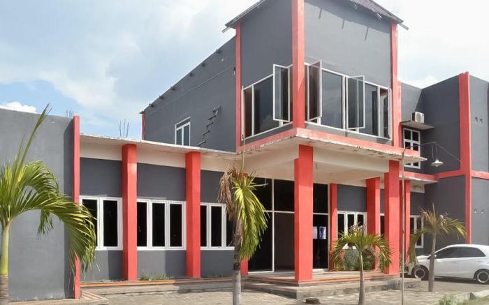 Artayya Puri Homestay near Terminal Purabaya Madiun Mitra RedDoorz