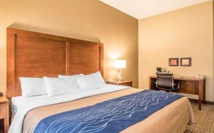 Comfort Inn & Suites Dover-Portsmouth