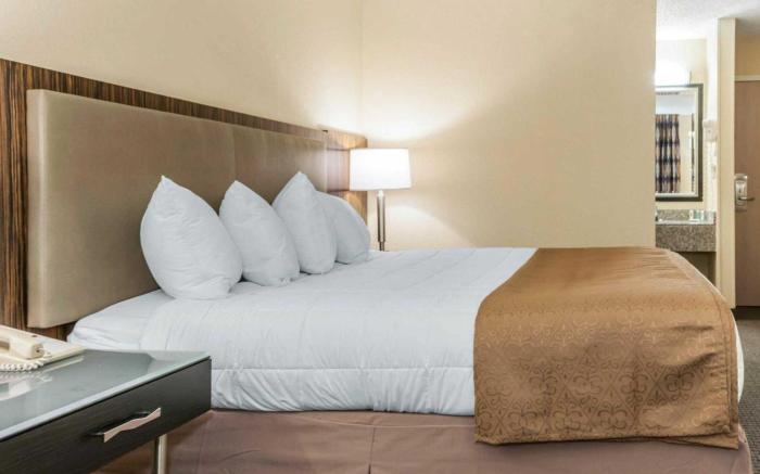 Quality Inn Northwest