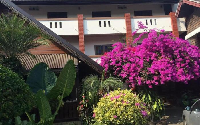 Little Home Guesthouse