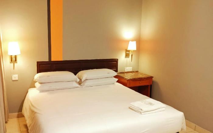 One World Lodging