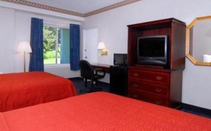 Quality Inn & Suites Danbury near University