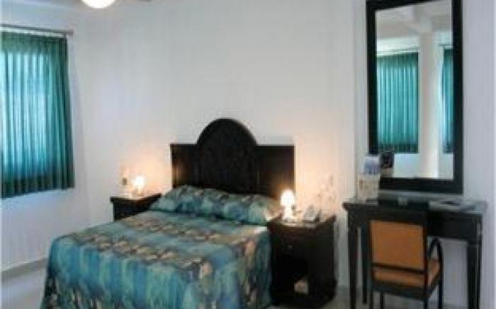 Hotel Del Sol