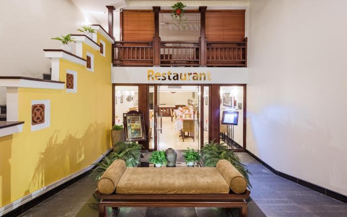 La Dolce Vita Hotel