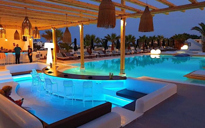 Mediterranean White Hotel