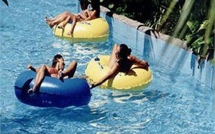 Bay Park Hotel Resort