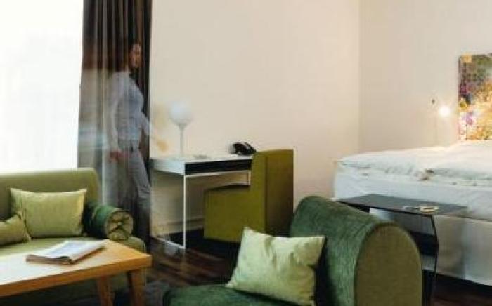 City Garden Hotel