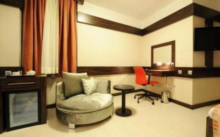Wes Hotel