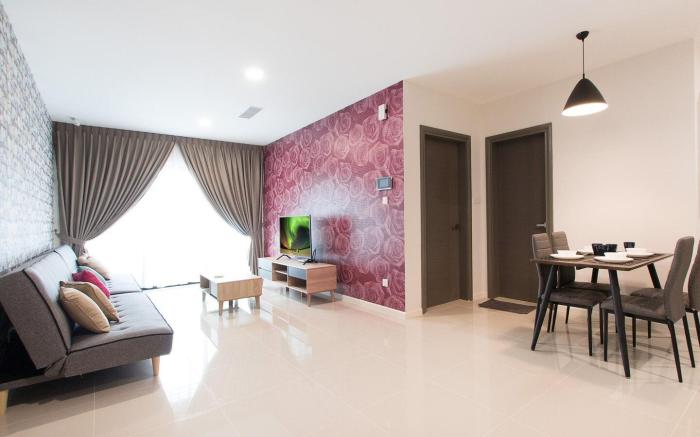 Modern, High Floor Suasana Suites 05 in JB