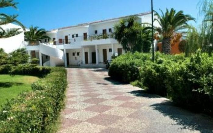 Morfeas Hotel