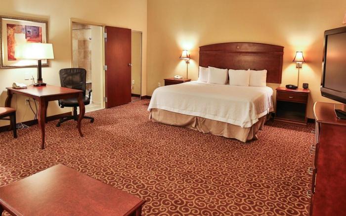 Hampton Inn & Suites Oklahoma City South