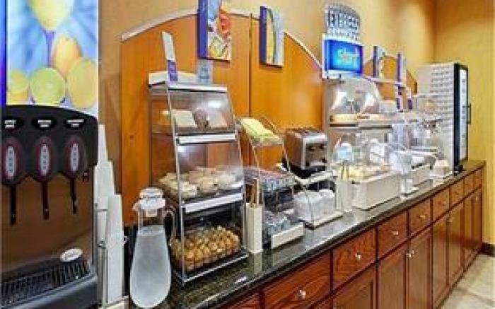Holiday Inn Express Hotel & Suites Malvern By IHG