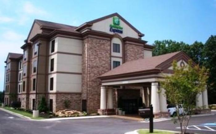 Holiday Inn Express & Suites Maumelle By IHG