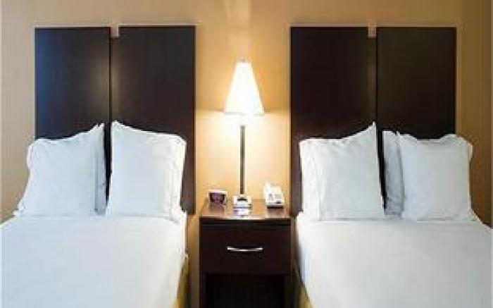 Comfort Inn & Suites