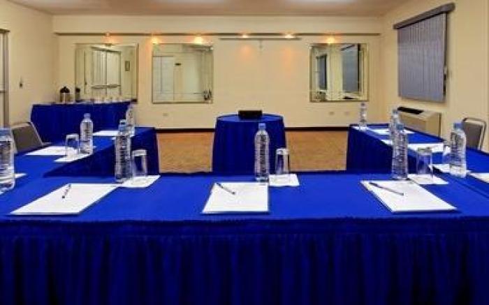 Holiday Inn Express Piedras Negras By IHG