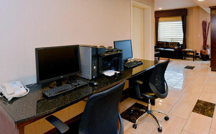 Holiday Inn Express Edmonton North By IHG