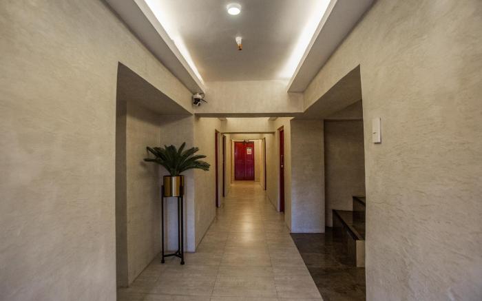 Circuit Hostel