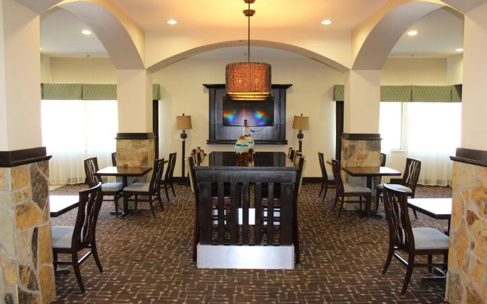 Holiday Inn Express Hotel & Suites Cedar Hill By IHG