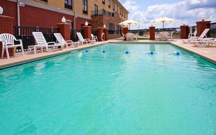 Holiday Inn Express Hotel & Suites Greenville By IHG