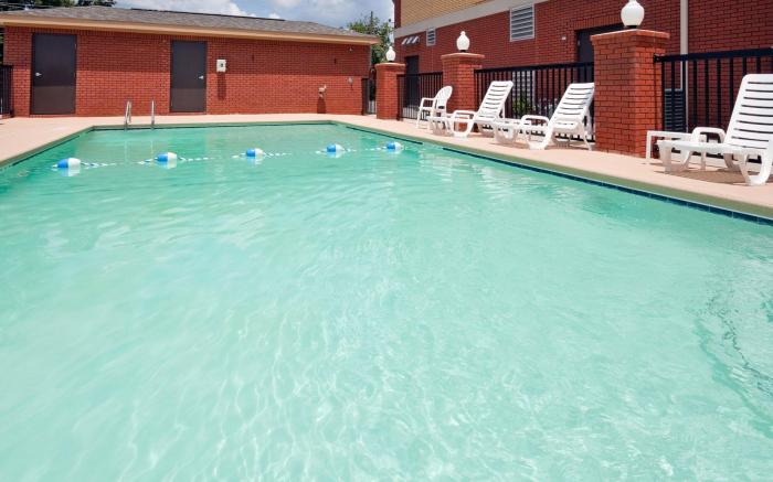 Holiday Inn Express Hotel & Suites Greenville By IHG