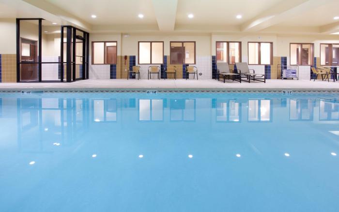 Holiday Inn Express Hotel & Suites Lamar By IHG