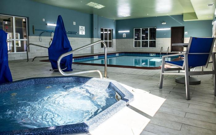 Holiday Inn Express Hotel & Suites Sedalia By IHG