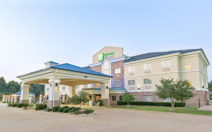 Holiday Inn Express Palestine By IHG