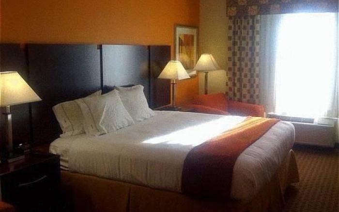 Holiday Inn Express Hotel & Suites Bartlesville By IHG