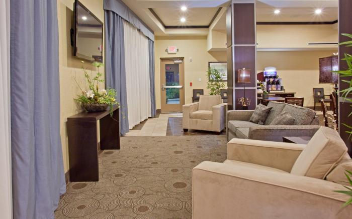 Holiday Inn Express Hotel & Suites Beaumont Northwest By IHG